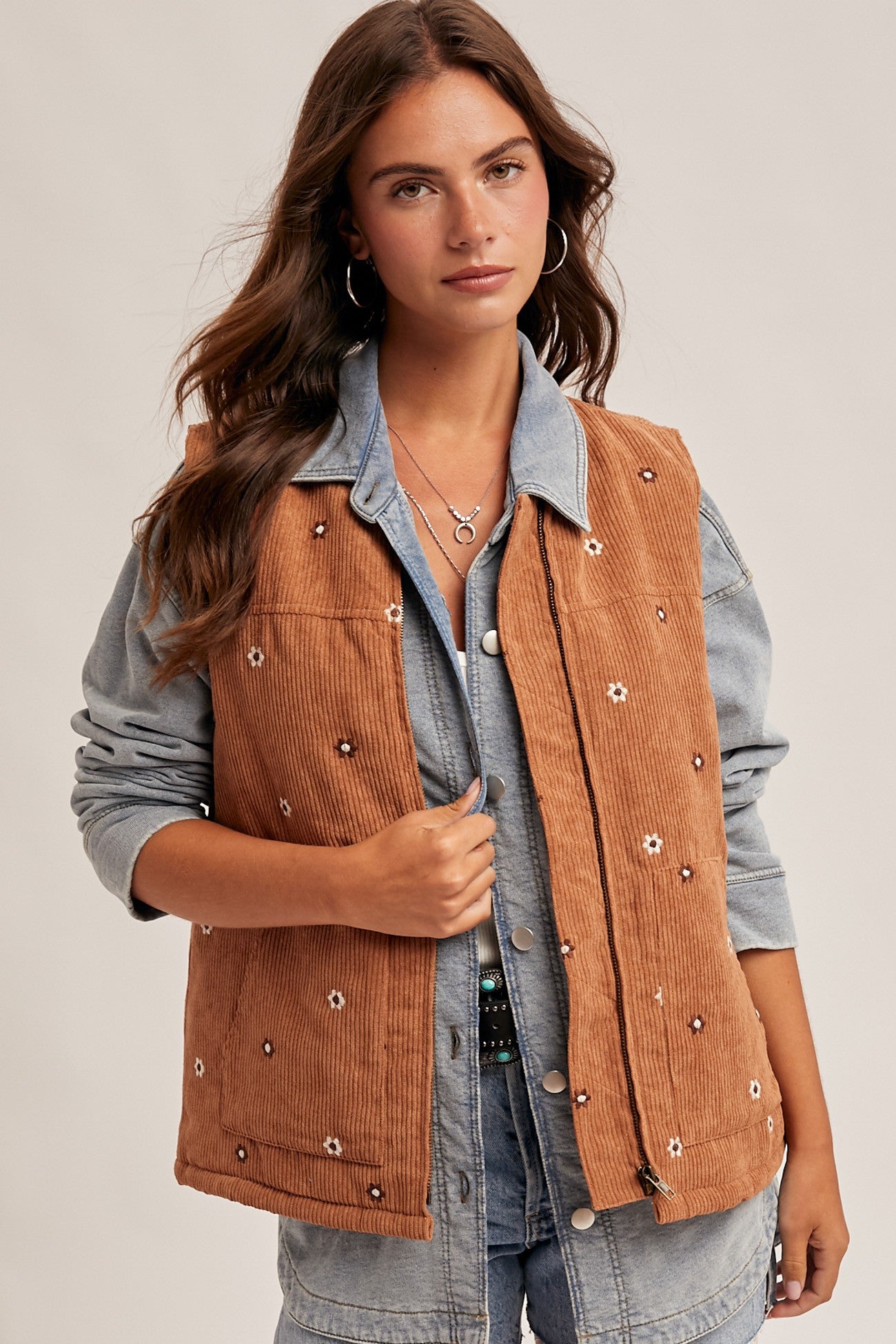 Floral Embroidered Zipper Front Vest