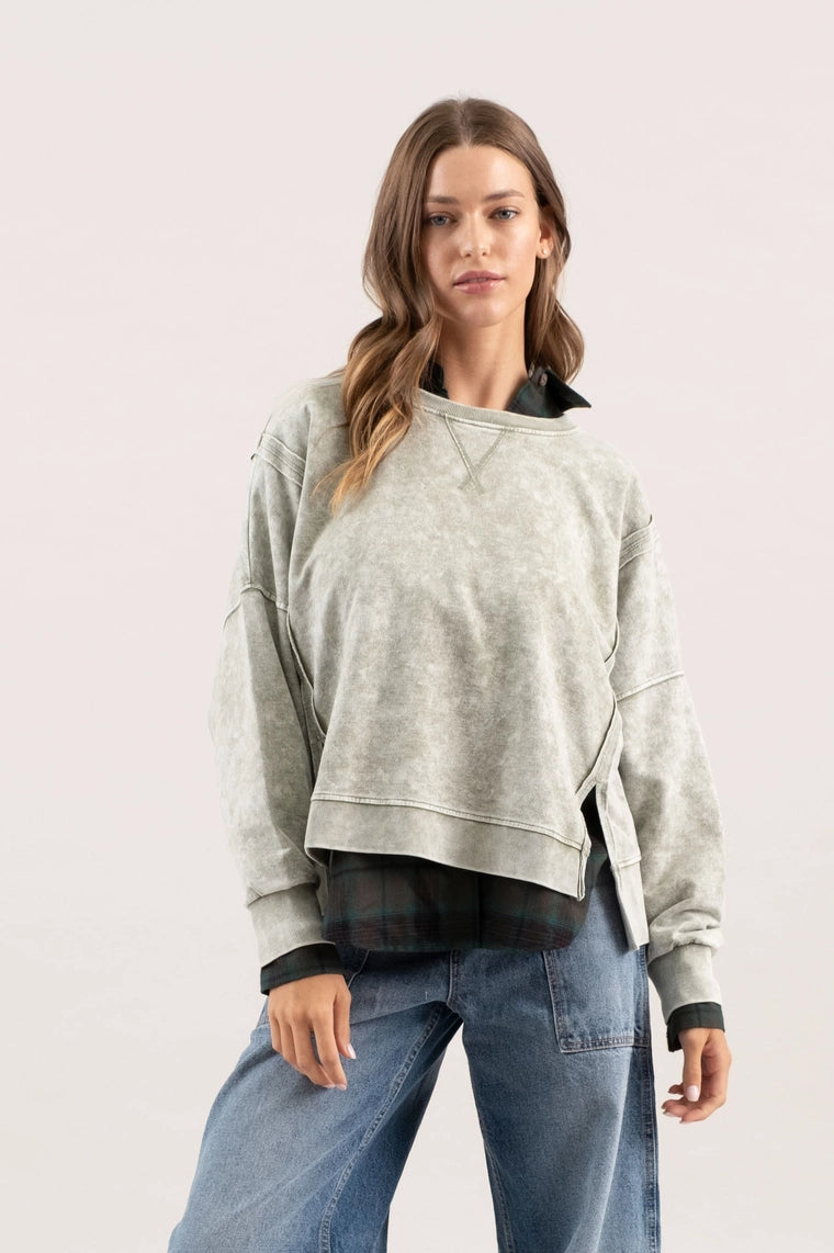 Washed Extended Shoulder Top-Olive