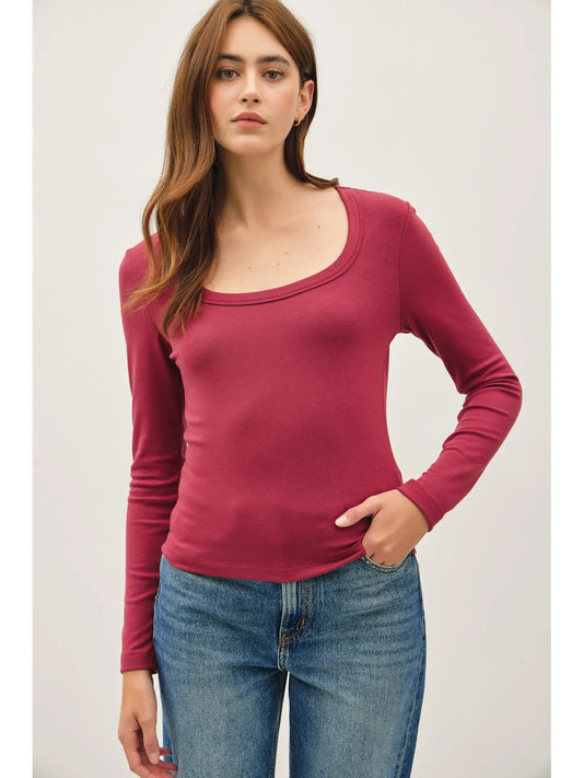 Basic Scoop Long Sleeve Top
