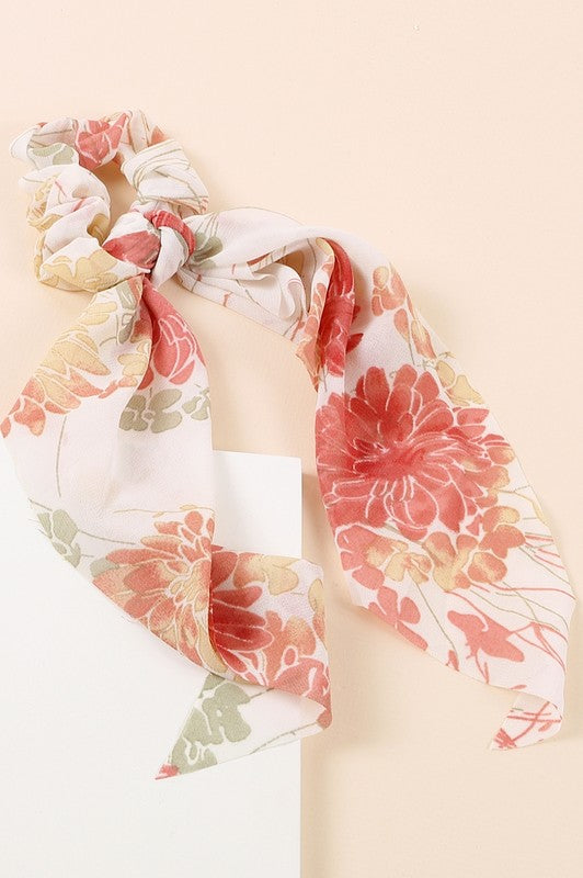 Escape to the Beach Hair Tie-Ivory