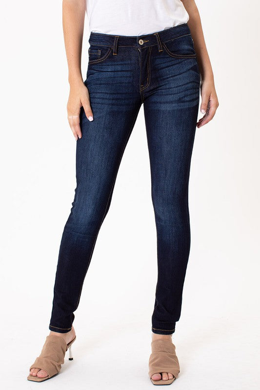 The Chelsie Dark Wash Kancan Jeans