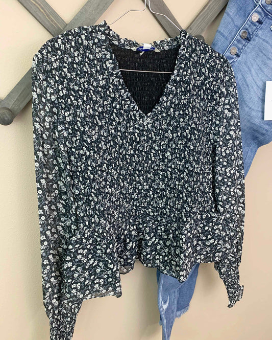 Complete My Heart Floral Top-Black